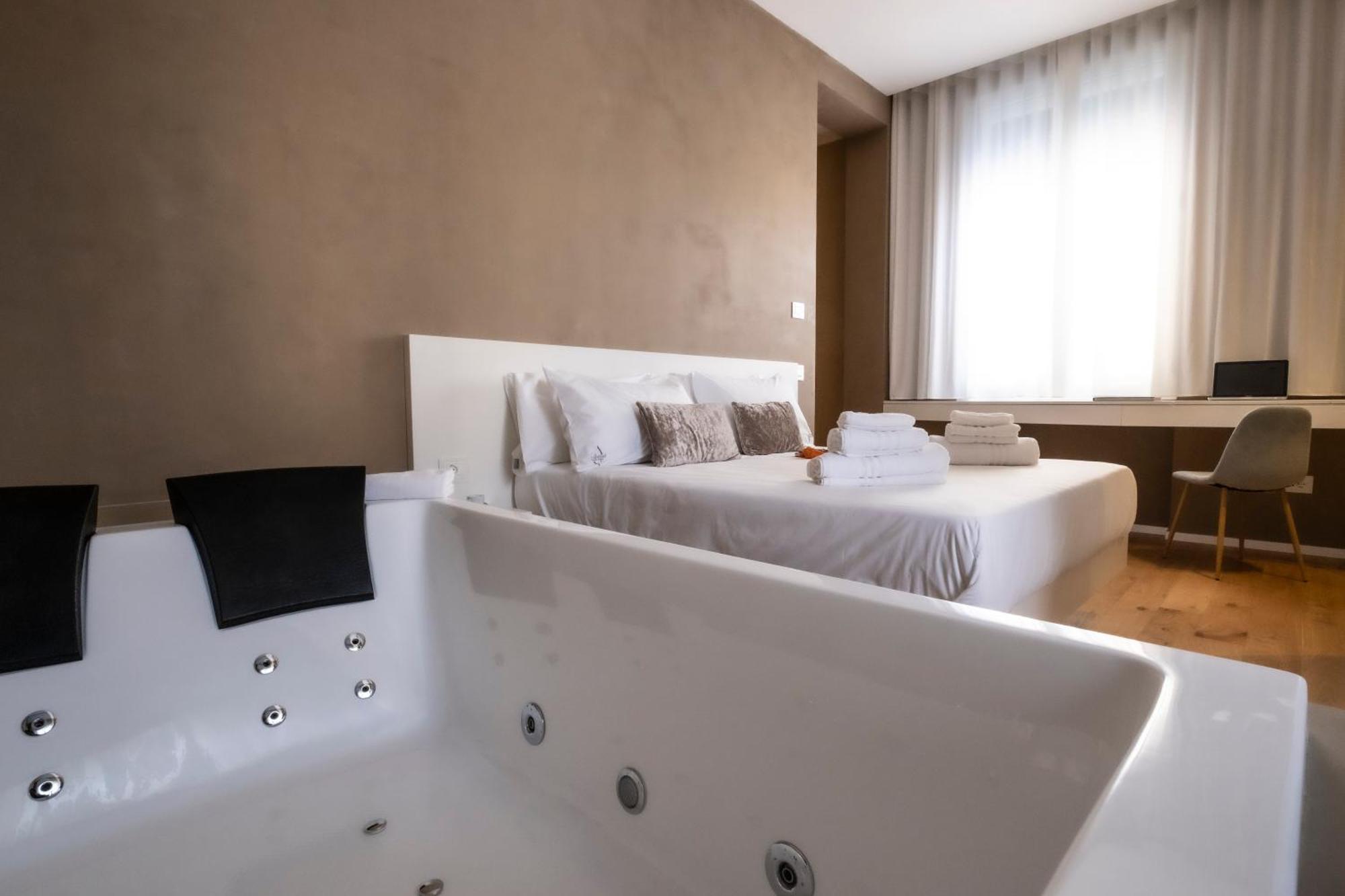 Amorgiu Luxury Suites باليرمو المظهر الخارجي الصورة
